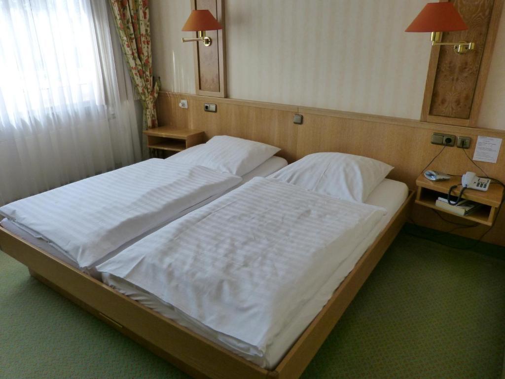 Hotel Schaperkrug à Celle Chambre photo